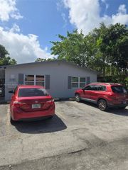 1507 NE 5th Ave 3, Fort Lauderdale, FL 33304
