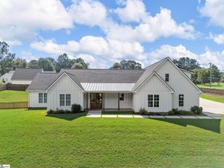 6 Beech Creek Court, Greer, SC 29651