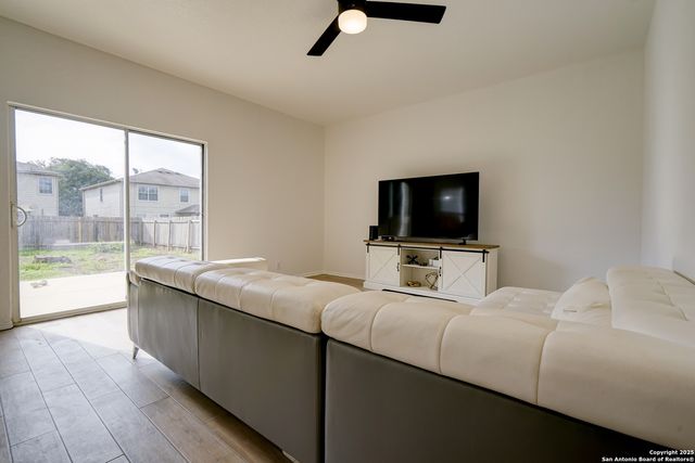 21110 Foothill Pine, San Antonio, TX 78259