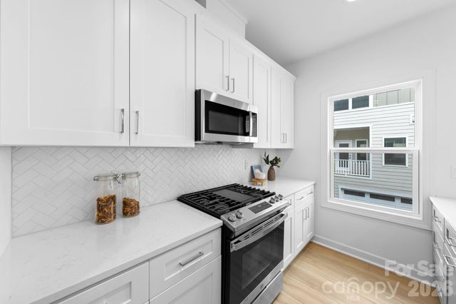 3920 Hager Drive, Charlotte, NC 28208