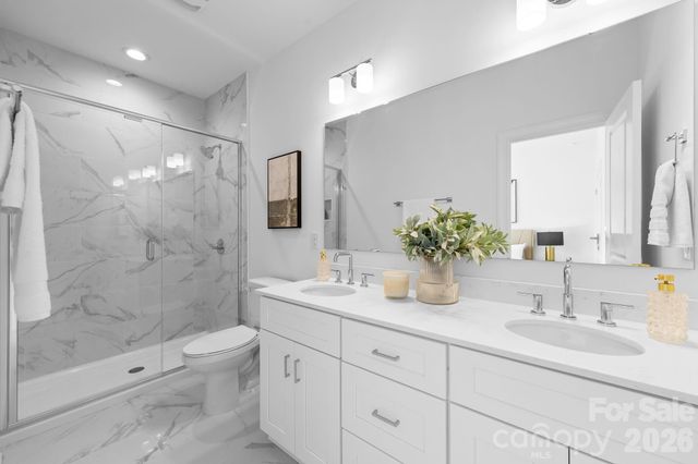 3920 Hager Drive, Charlotte, NC 28208