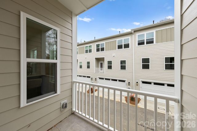 3920 Hager Drive, Charlotte, NC 28208