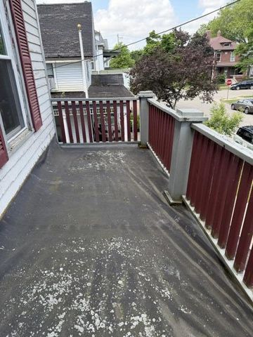 413 10th STREET, Racine, WI 53403