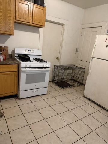 413 10th STREET, Racine, WI 53403