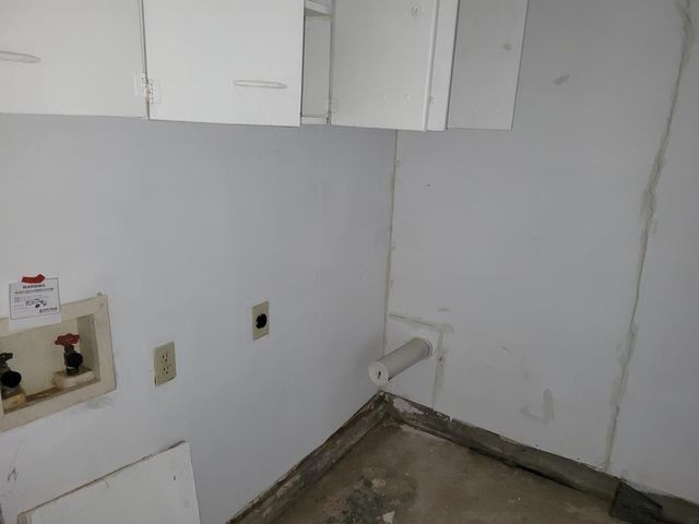 412 NW 68th St, Lawton, OK 73505