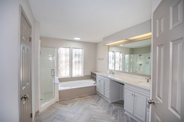 2108 Olympic Drive, League City, TX 77573