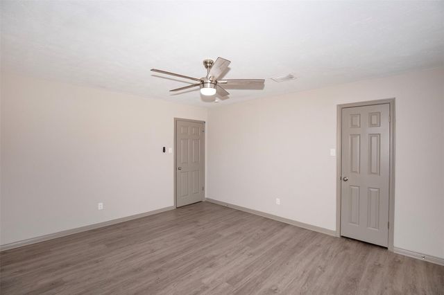 2108 Olympic Drive, League City, TX 77573