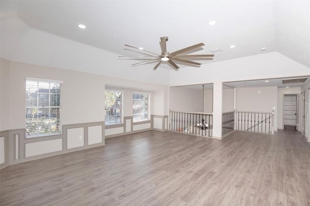 2108 Olympic Drive, League City, TX 77573