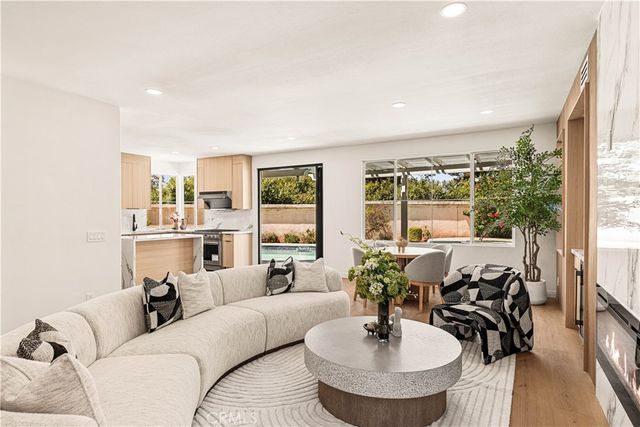37 Festivo, Irvine, CA 92606