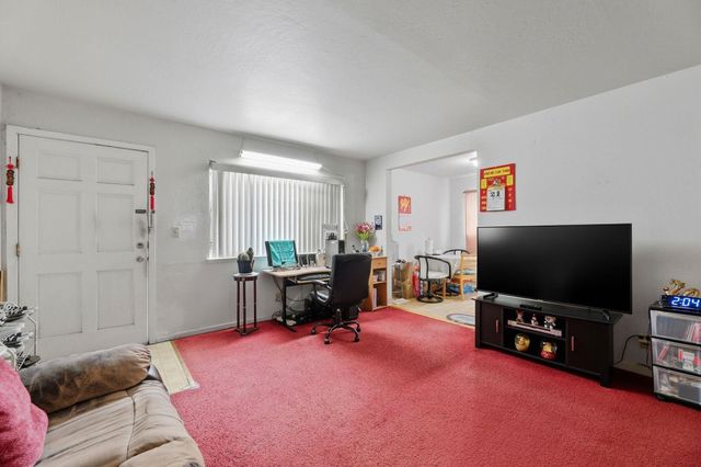 1424 Carnelian Dr, San Jose, CA 95122