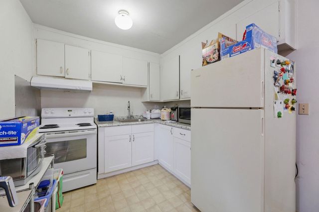 1424 Carnelian Dr, San Jose, CA 95122