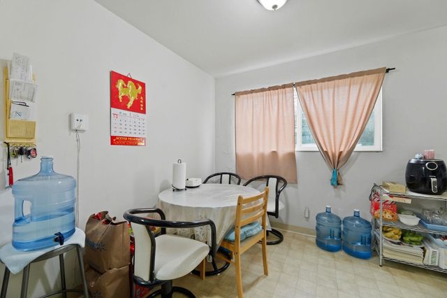 1424 Carnelian Dr, San Jose, CA 95122