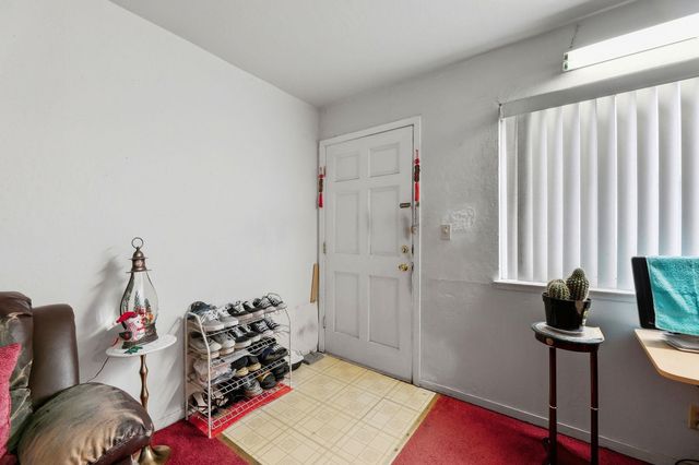 1424 Carnelian Dr, San Jose, CA 95122