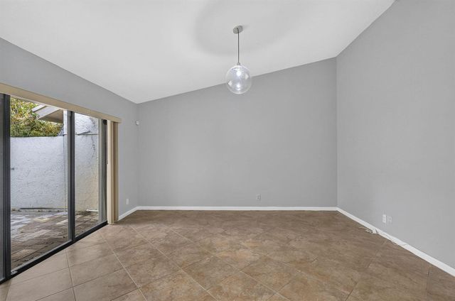 3076 S Oakland Forest Drive 503, Oakland Park, FL 33309