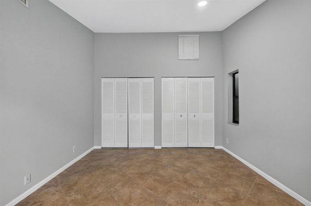 3076 S Oakland Forest Drive 503, Oakland Park, FL 33309