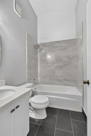 3076 S Oakland Forest Drive 503, Oakland Park, FL 33309