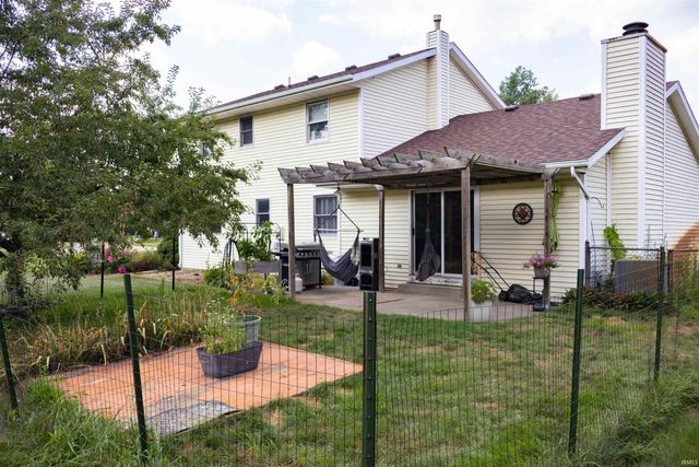 26804 Sweetwater Way, Elkhart, IN 46514