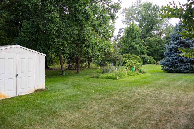 26804 Sweetwater Way, Elkhart, IN 46514