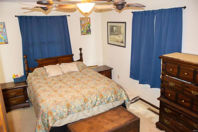 26804 Sweetwater Way, Elkhart, IN 46514