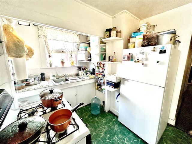 1530 W Temple Street, Los Angeles, CA 90026