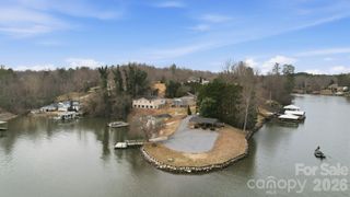 5969 Gold Creek Estate Drive, Hickory, NC 28601