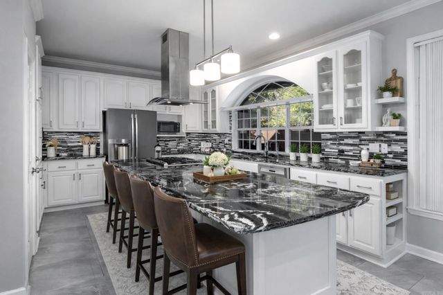 73 Valley Estates Cove, Little Rock, AR 72212