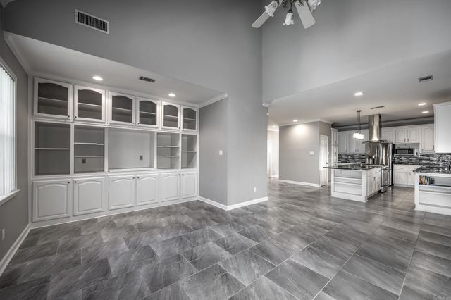 73 Valley Estates Cove, Little Rock, AR 72212