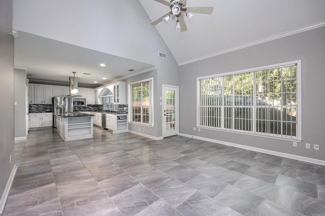 73 Valley Estates Cove, Little Rock, AR 72212