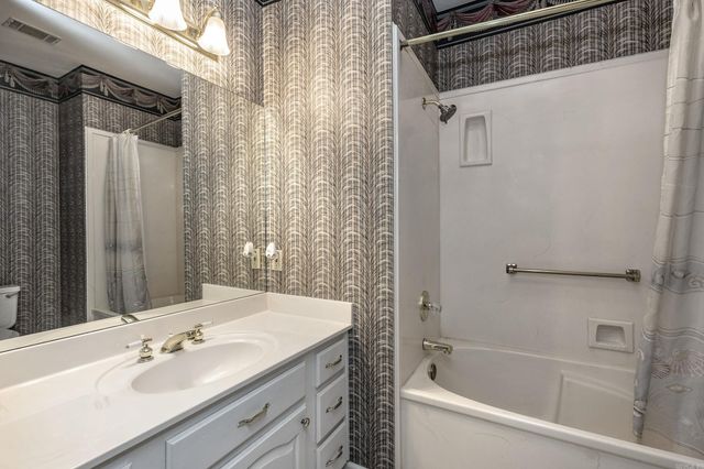 73 Valley Estates Cove, Little Rock, AR 72212