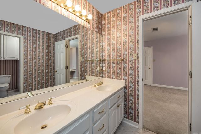 73 Valley Estates Cove, Little Rock, AR 72212