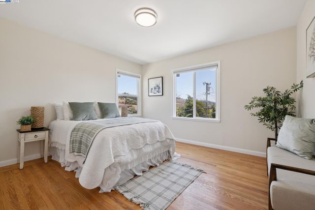 2643 99th Ave, Oakland, CA 94605