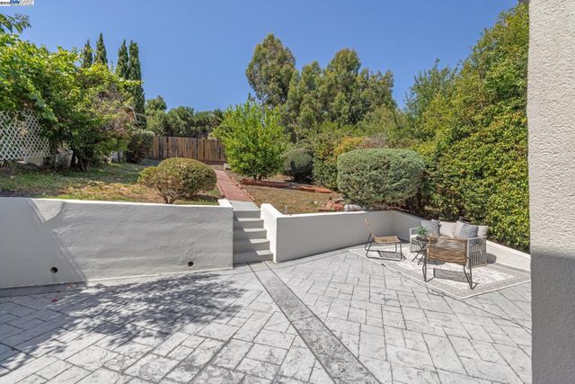 2643 99th Ave, Oakland, CA 94605