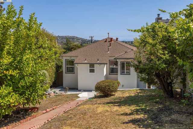 2643 99th Ave, Oakland, CA 94605