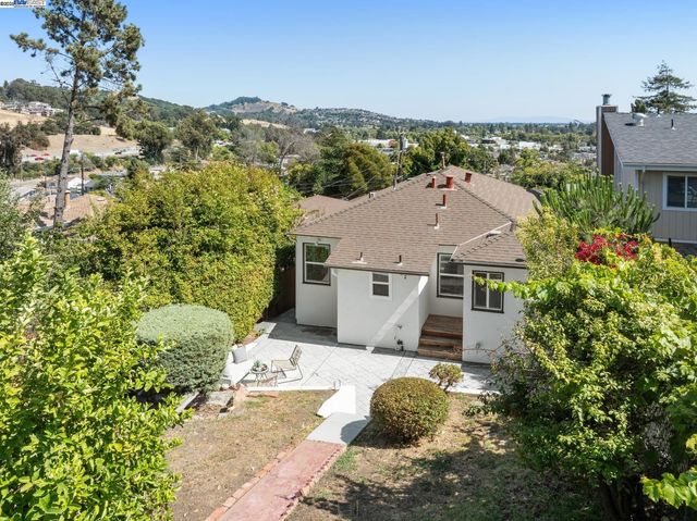 2643 99th Ave, Oakland, CA 94605