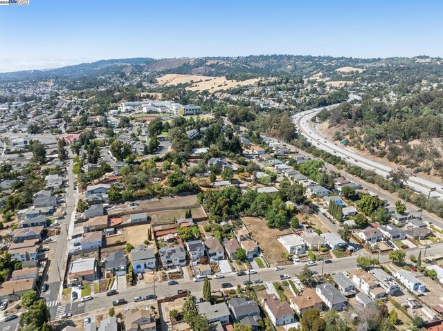 2643 99th Ave, Oakland, CA 94605