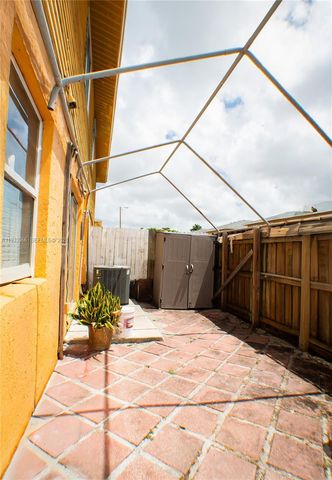 67 NE 12th Ave 67, Homestead, FL 33030