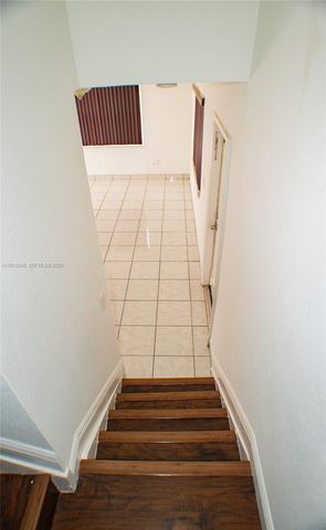 67 NE 12th Ave 67, Homestead, FL 33030