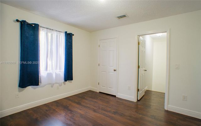 67 NE 12th Ave 67, Homestead, FL 33030