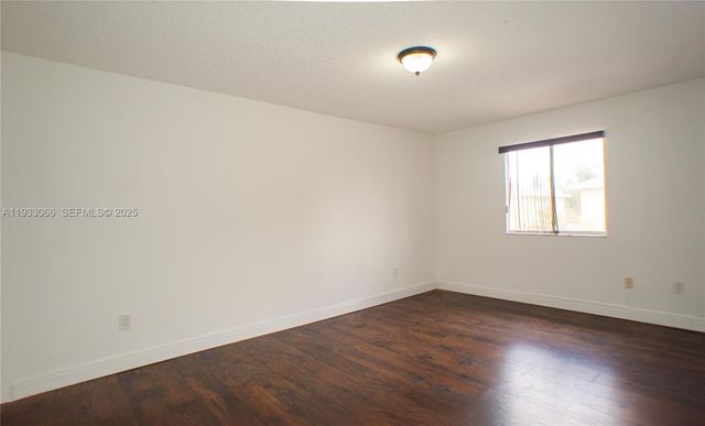 67 NE 12th Ave 67, Homestead, FL 33030