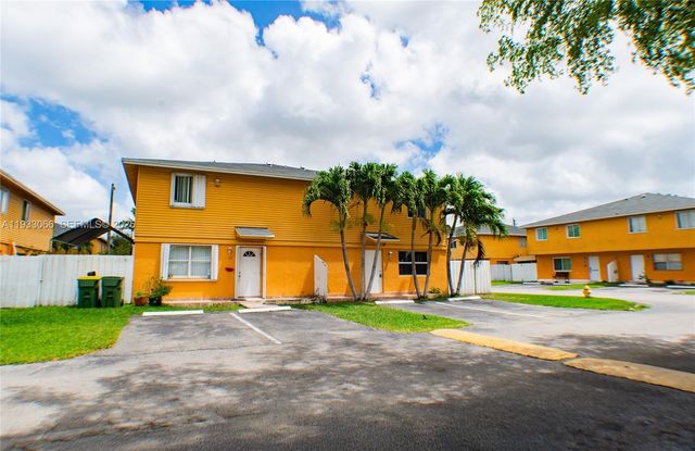 67 NE 12th Ave 67, Homestead, FL 33030