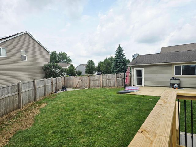 123 Helen Court, Delaware, OH 43015