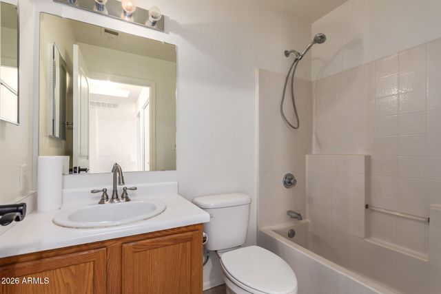 125 S 56TH Street 99, Mesa, AZ 85206