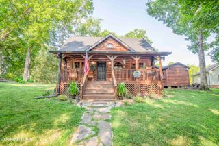241 Goose Point Drive, Spring City, TN 37381