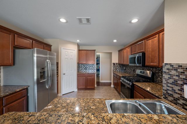 169 Voyager CV, Kyle, TX 78640