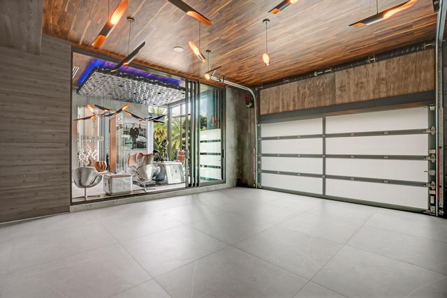 671 Middle River Drive, Fort Lauderdale, FL 33304