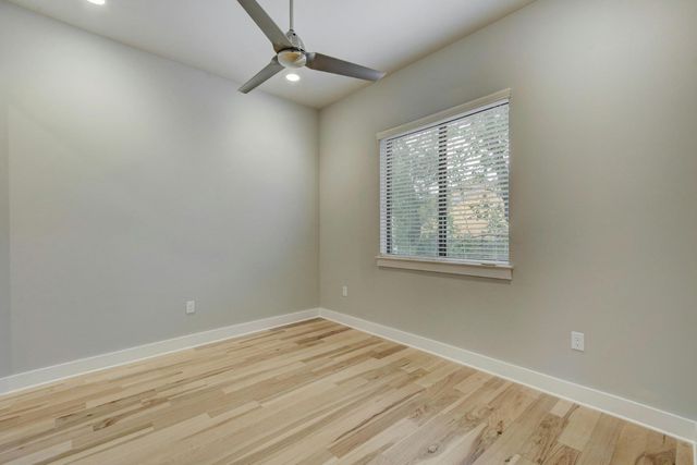 2314 Enfield RD 202, Austin, TX 78703