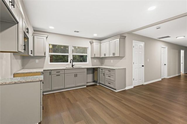 4210 Rockbridge Road, Stone Mountain, GA 30083
