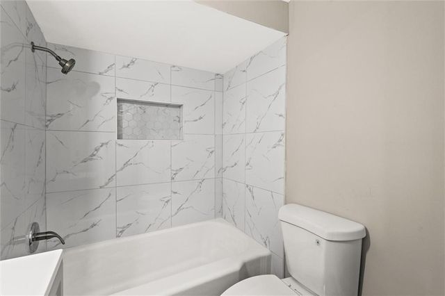 4210 Rockbridge Road, Stone Mountain, GA 30083