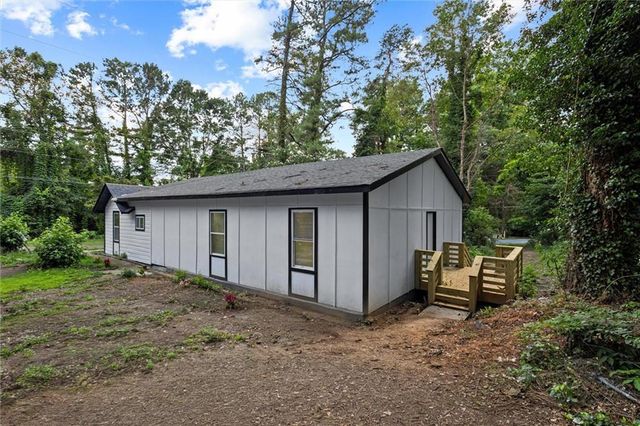 4210 Rockbridge Road, Stone Mountain, GA 30083