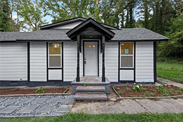4210 Rockbridge Road, Stone Mountain, GA 30083